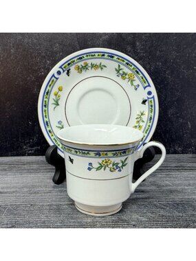 Vintage Truly Tasteful Fine China Butterfly Floral Teacup Saucer Gold Trim 1980s
